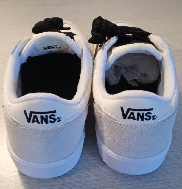 Vans Low Top Shoes 