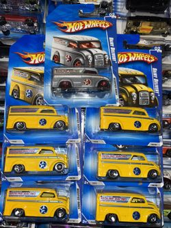 Hot Wheels Dairy Delivery