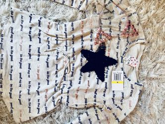 Brand new girl’s super cute top, headband included!