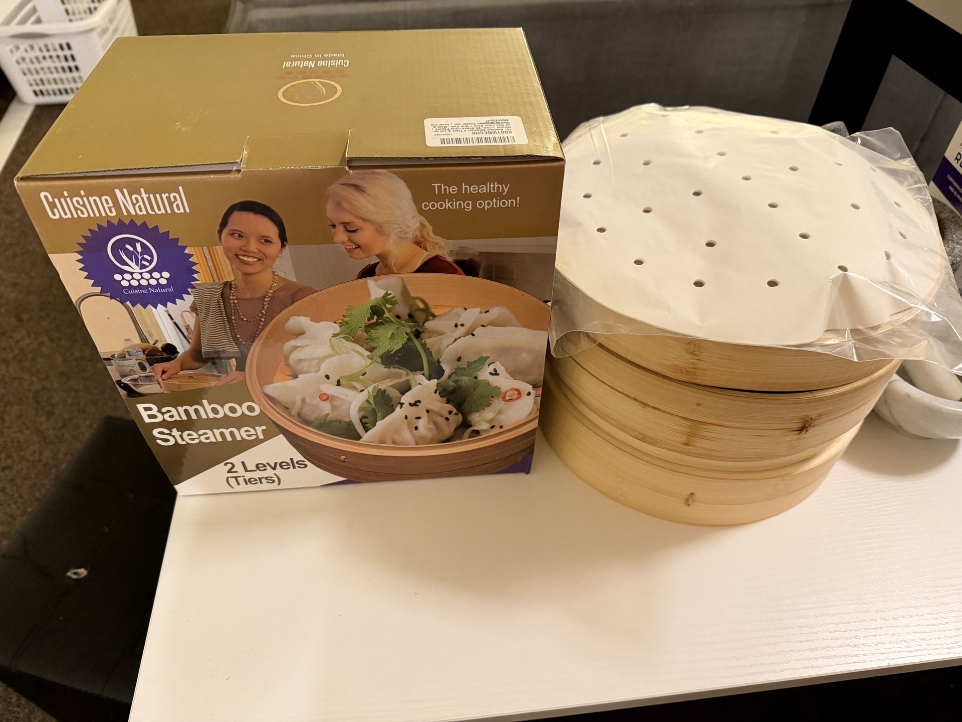 Bamboo Steamer with Parchment Paper Liners