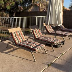 Pool Lounge chairs
