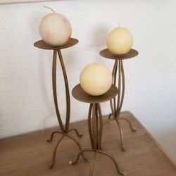 Set Candles Holders  Price Firm (  EASTSIDE )