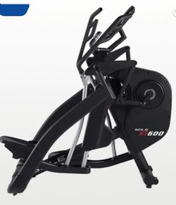 Elliptical Sole Strider ST600