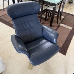 Modern Navy Blue Leather Swivel Lounge Chair – Ergonomic High Back