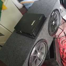 Subwoofer Kicker   Con Amplificador  $300