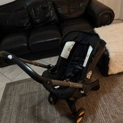 Dona Stroller & Base 