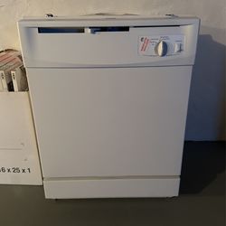 Brand new dishwasher $150