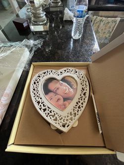 Lennox picture frame