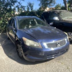 2009 Honda Accord $3000 219k Miles Negotiable Slightly 