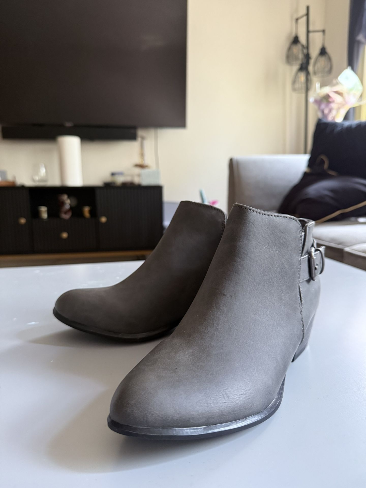Women ankle boots
