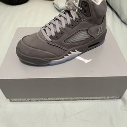 *PRICE NEGOTIABLE* Air Jordan 5 Retro Wolf Grey Size 9