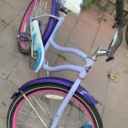 beach cruiser bike size 24”