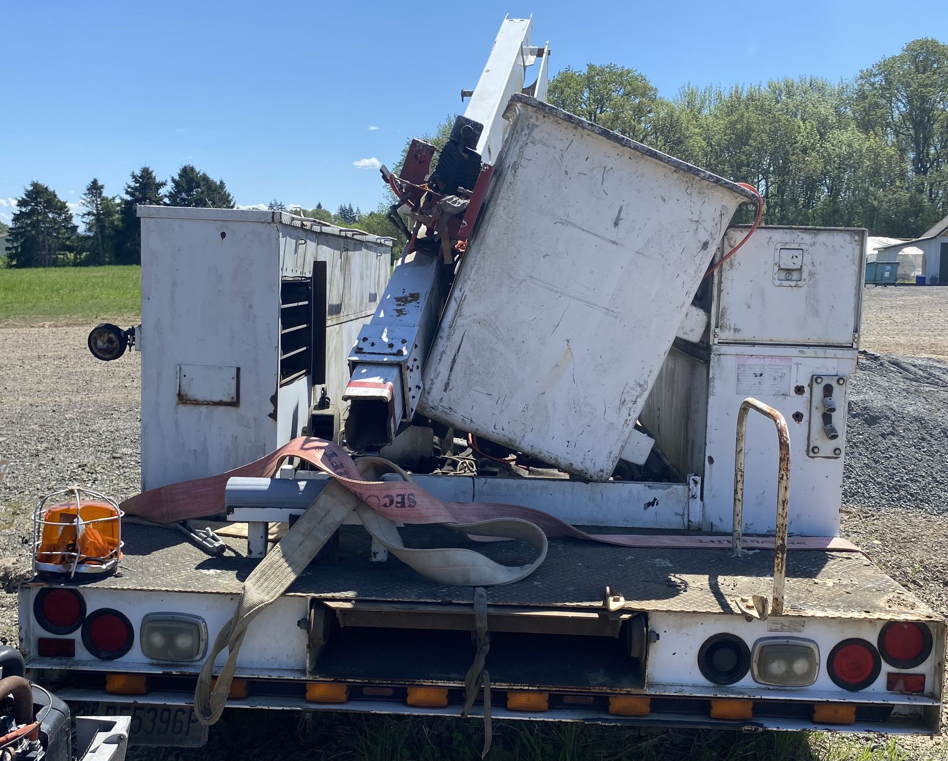 Altec Bucket Truck Bed for Sale in Toledo, WA OfferUp