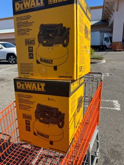 DeWalt 6 Gal. 165 PSI Electric Pancake Air Compressor