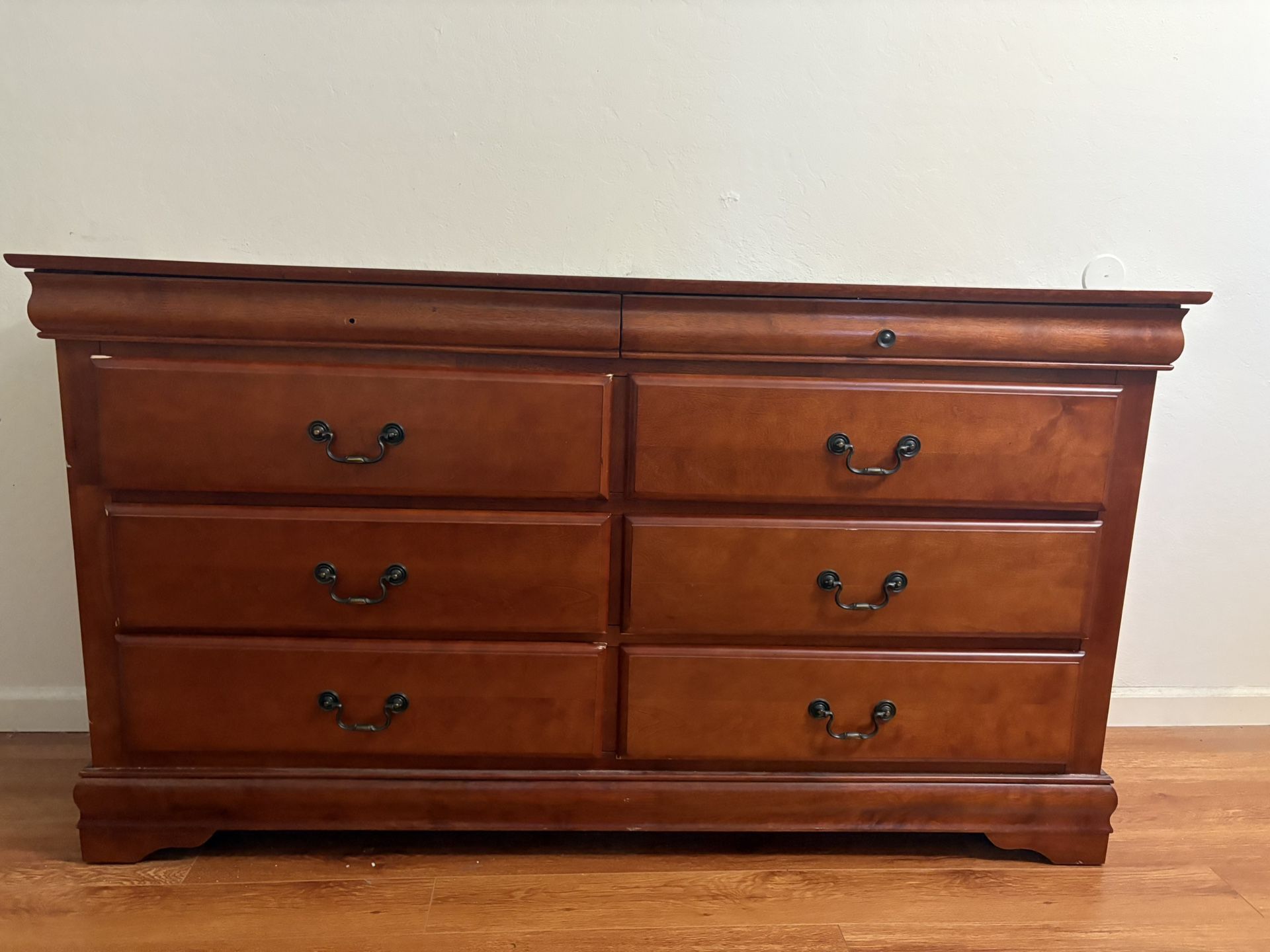 6 Drawer Wood Dresser