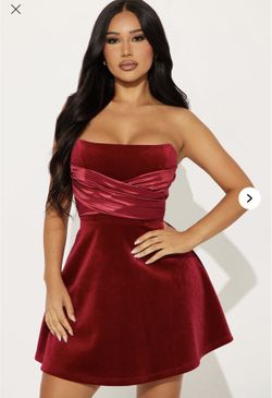 Fashion Nova Burgundy Dress 