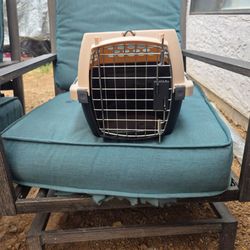 Small pet carrier