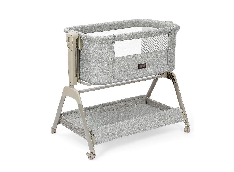 Brand New Baby Bassinet – In Box