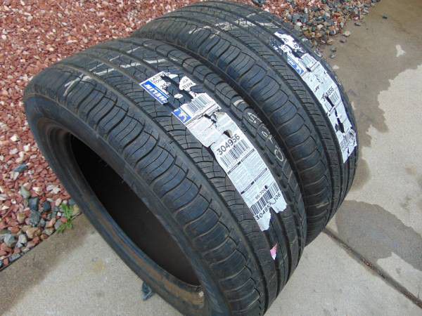 2 New Old Stock 255 55 19 Michelin Latitude Tour HP Tires 111V *Date 2020*