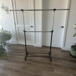 expandable Two Tier Wardrobe Stand