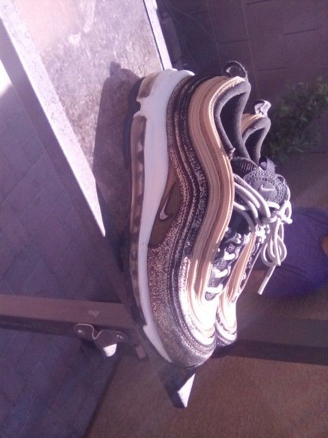 Air Max 95 Jordan Low 11 7y