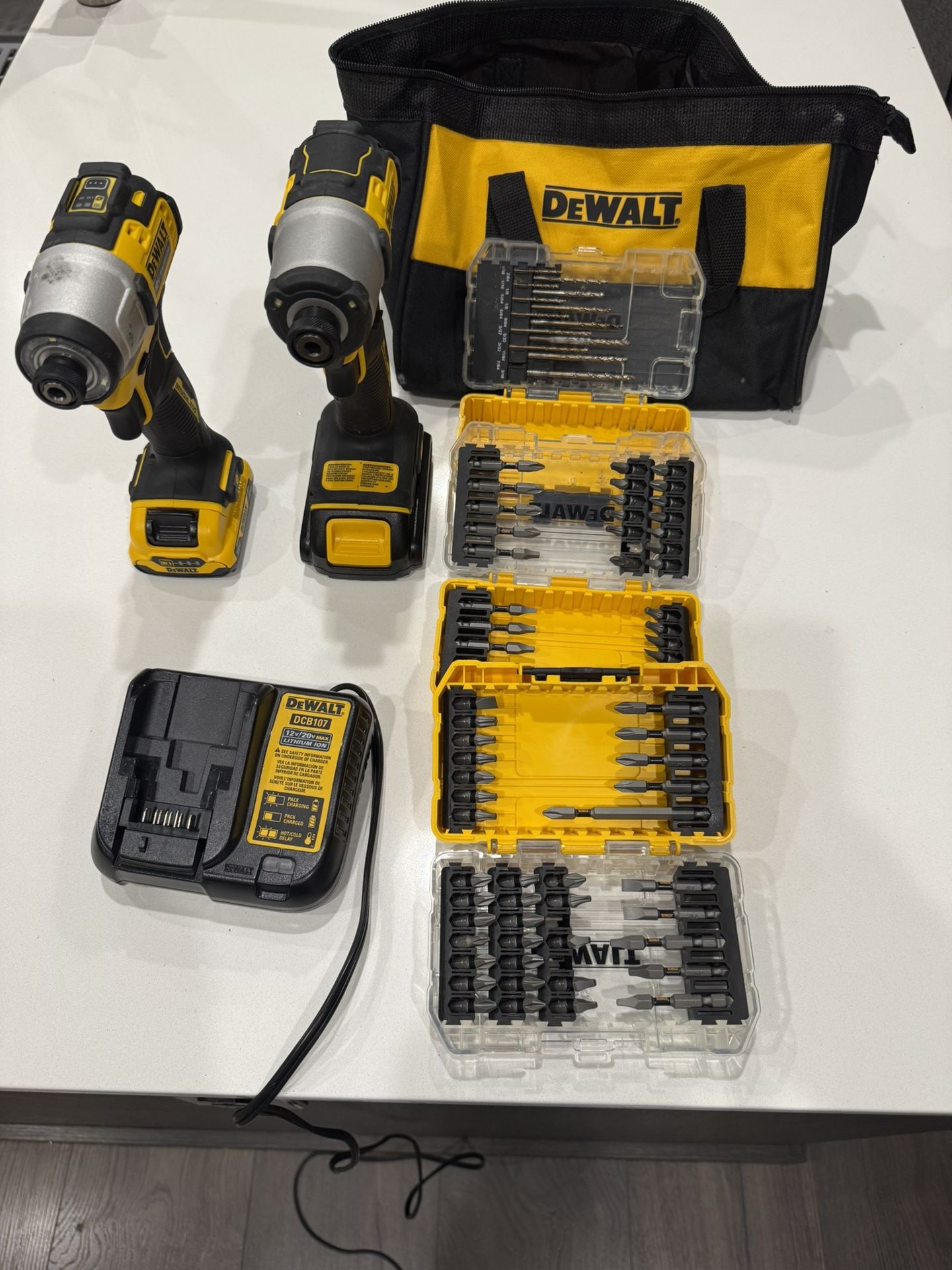 DEWALT 20V MAX 2-Tool Power Drill & Impact Driver