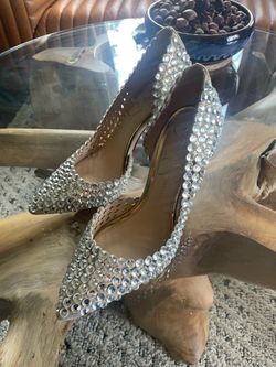 Women’s shoes
