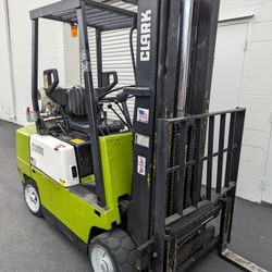 CLARK 6000 LB Forklift