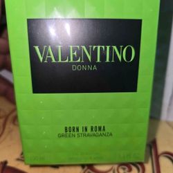 VALENTINO BORN IN ROMA EXTRAVAGANZA