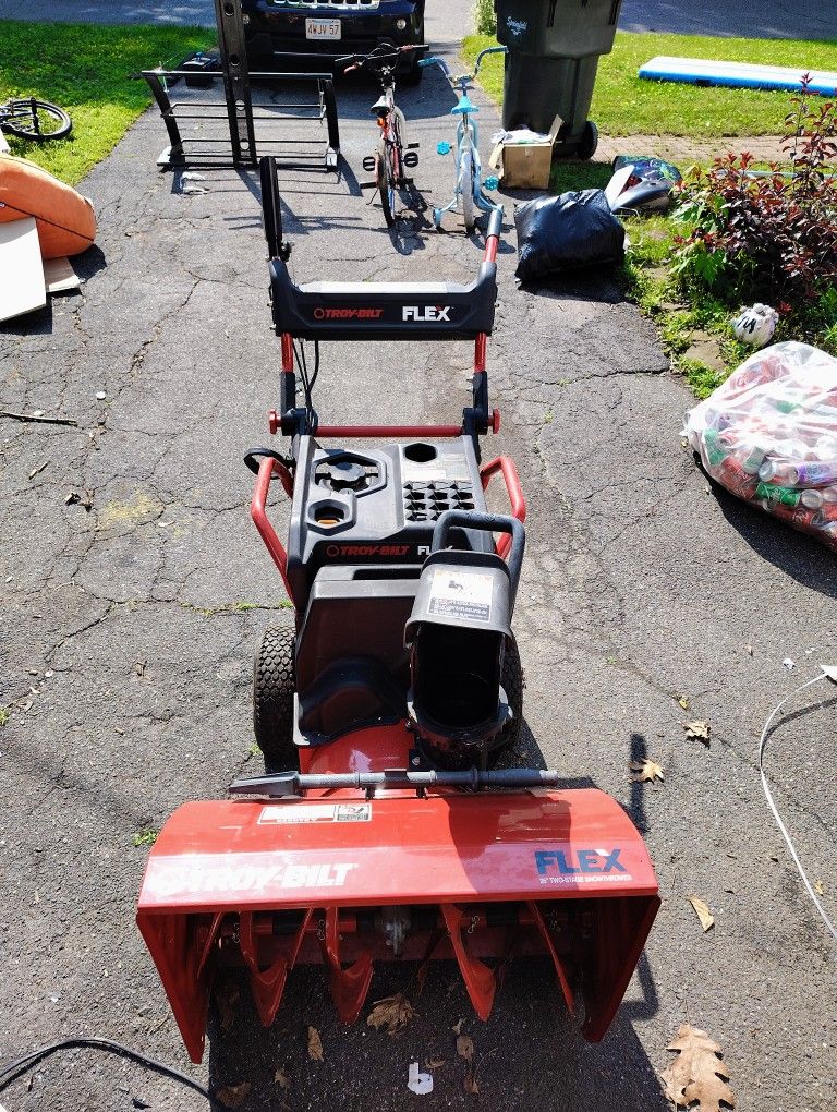 Troybyilt Snowblower