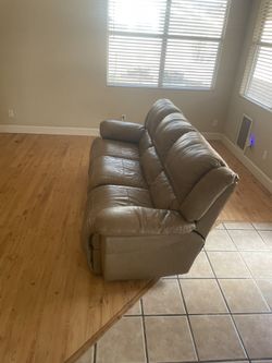 Electric Reclining Couch
