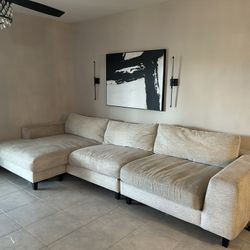 Sectional with pillows
