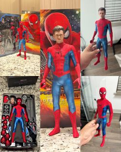 Hot Toys 1/6 Scale mms679 Final Swing Suit Spider-Man 1.0
