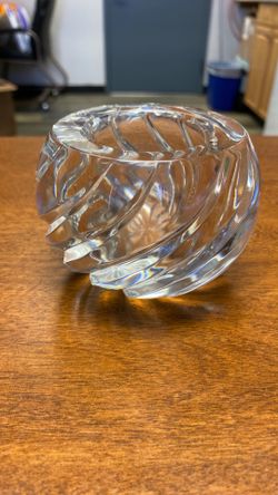 Round crystal/glass candle holder