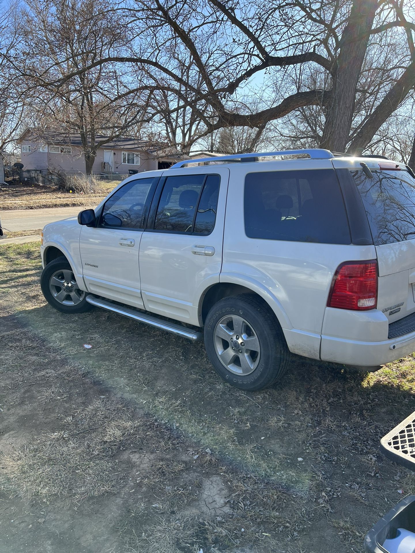 2004 Ford Explorer