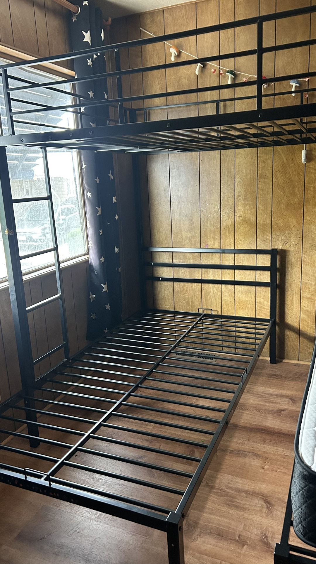 Bunk Beds With 3 Mattress 