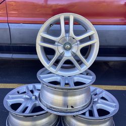 Set 4 Rims Size 15 For Toyota