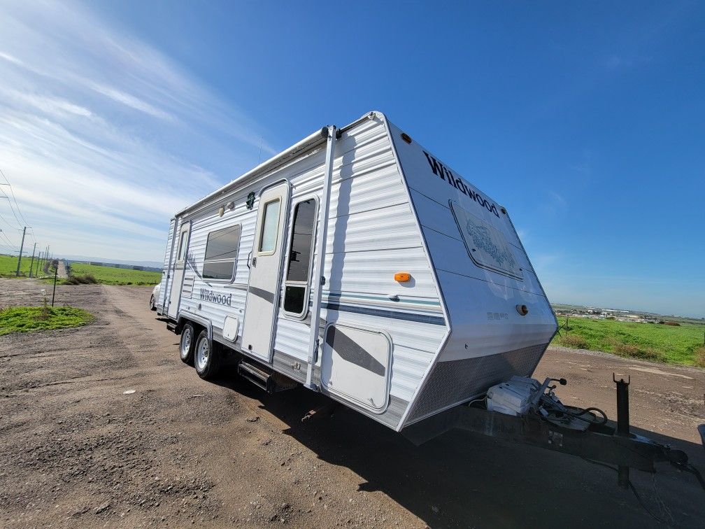 2005 Travel Trailer RV for Sale in Chula Vista, CA - OfferUp