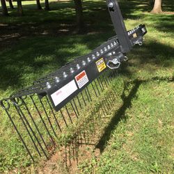 Tractor Five Foot Wide Pine Needle/leaf Rake
