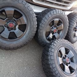 Juego De Rrines Para Trocas Toyota Tacoma 4rruner Secoya Tundra Nissan Frontier Yantaz  Todo Terreno Medida 17