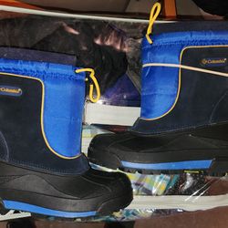 Columbia Snow Boots 6