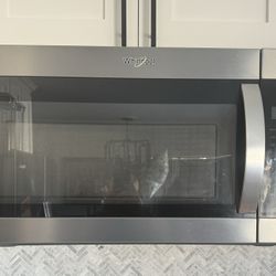 Whirlpool Microwave