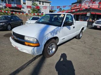 2000 Chevrolet S10 Regular Cab