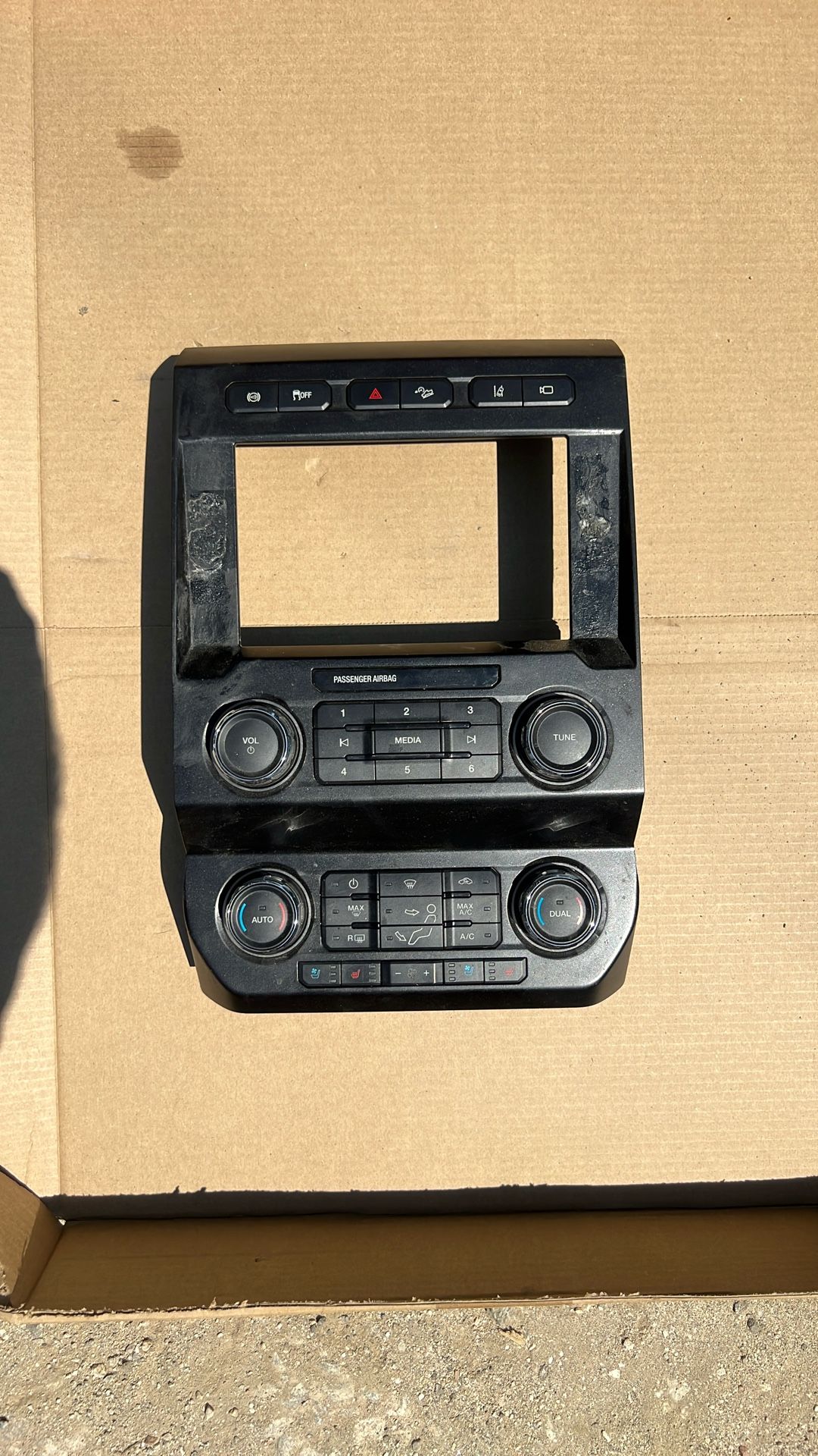 19-21 Ford SD Control Panel