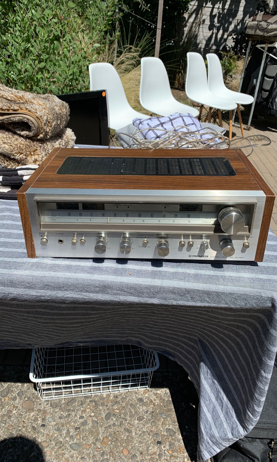 Pioneer SX680 Record Player Radio Receiver