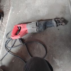 Milwaukee Resipicateing Saw