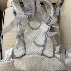 baby carrier