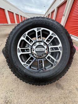 20s ford f250-F350 Oem platinum limited 2026 Rims Rines wheels and tires