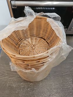 Pack 12 Polypropylene woven bread baskets. New
