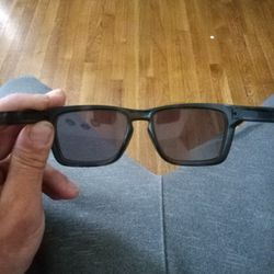 Oakley Sun Glasses 